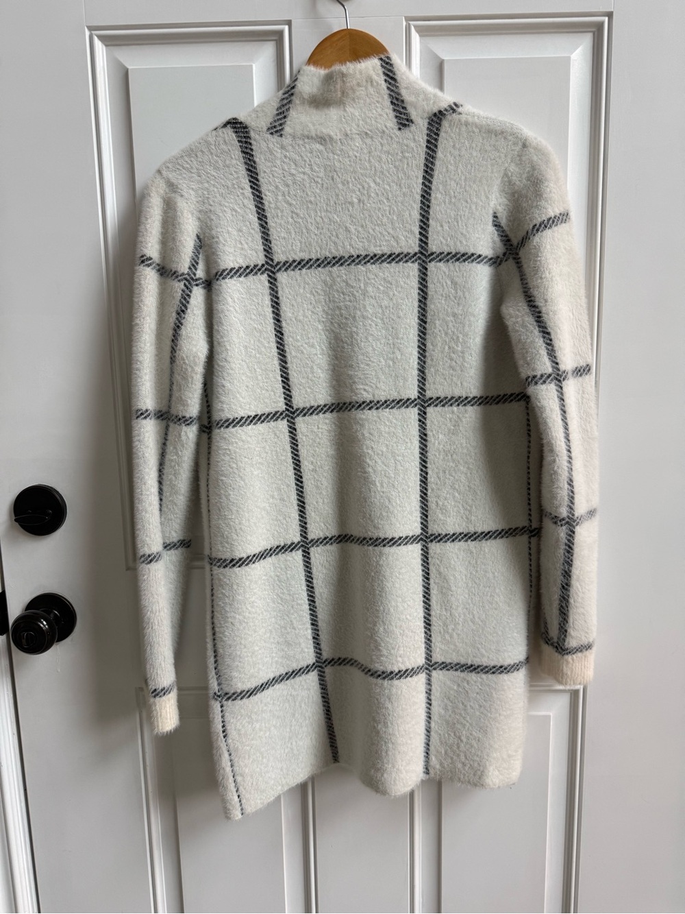 Cyrus Windowpane Plaid Fuzzy Eyelash Knit Open Front Cardigan heavyweight soft - Picture 2 of 6